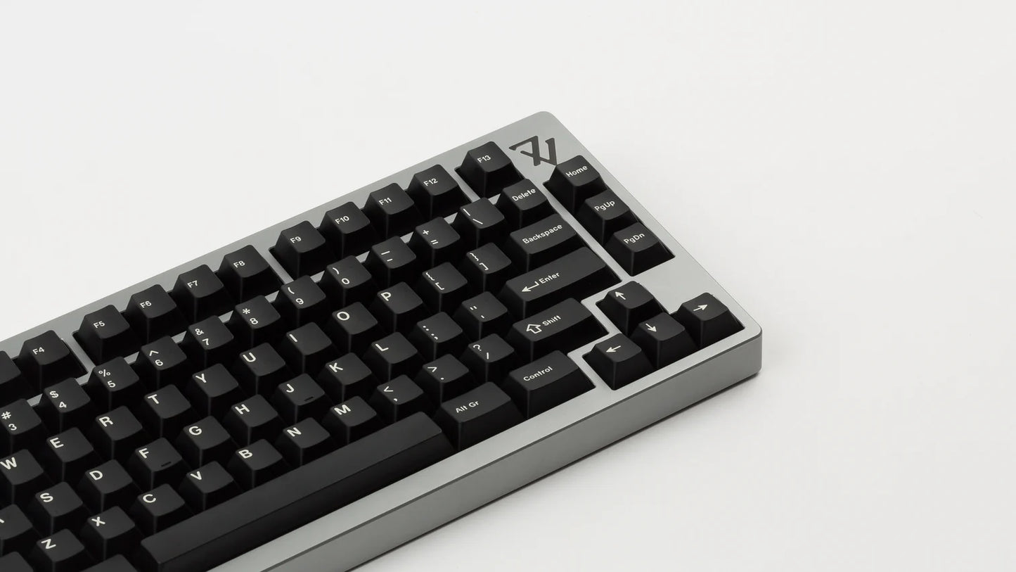 (PREVENTA) CYL Black Snail - GMK ABS Double-Shot Keycaps